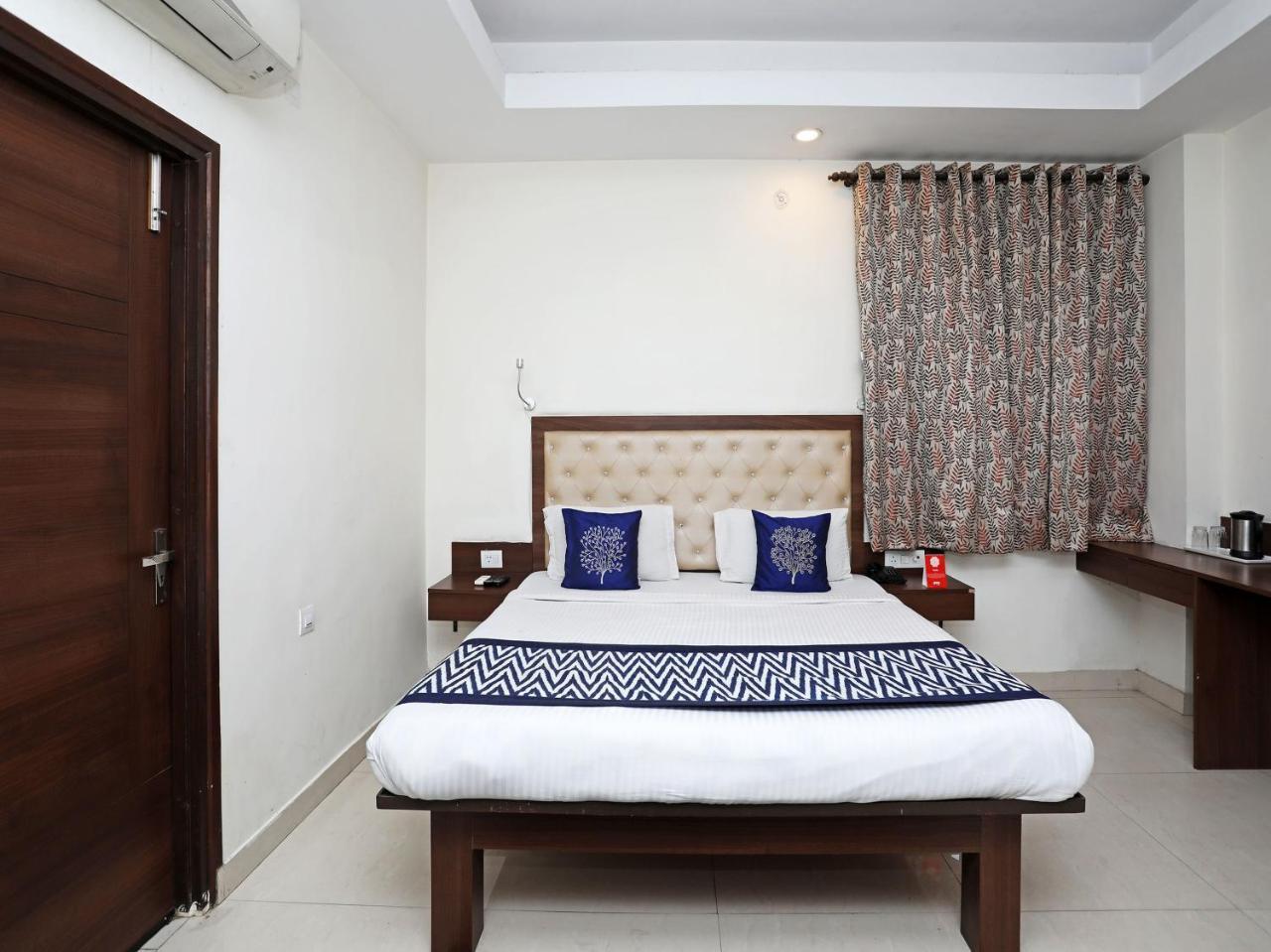 Oyo 680 Hotel Ranjana Heritage ラクナウ エクステリア 写真